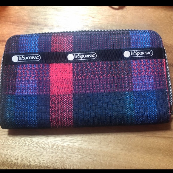 NWT: zip all women’s LeSportSac wallet: red satin floral; black #PLAID is SOLD - Picture 4 of 6